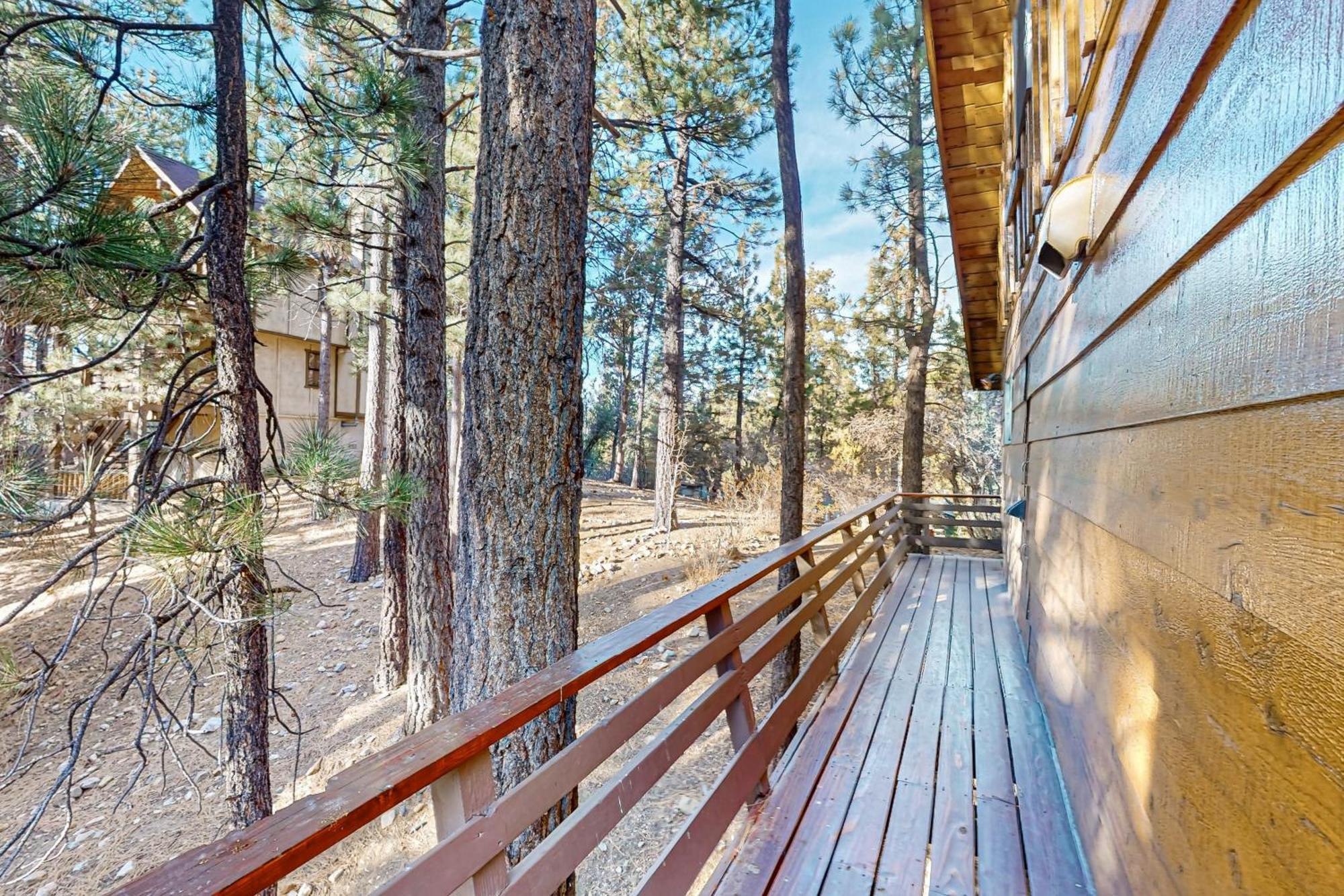 The Wilkie Cabin Villa Big Bear City Exterior photo